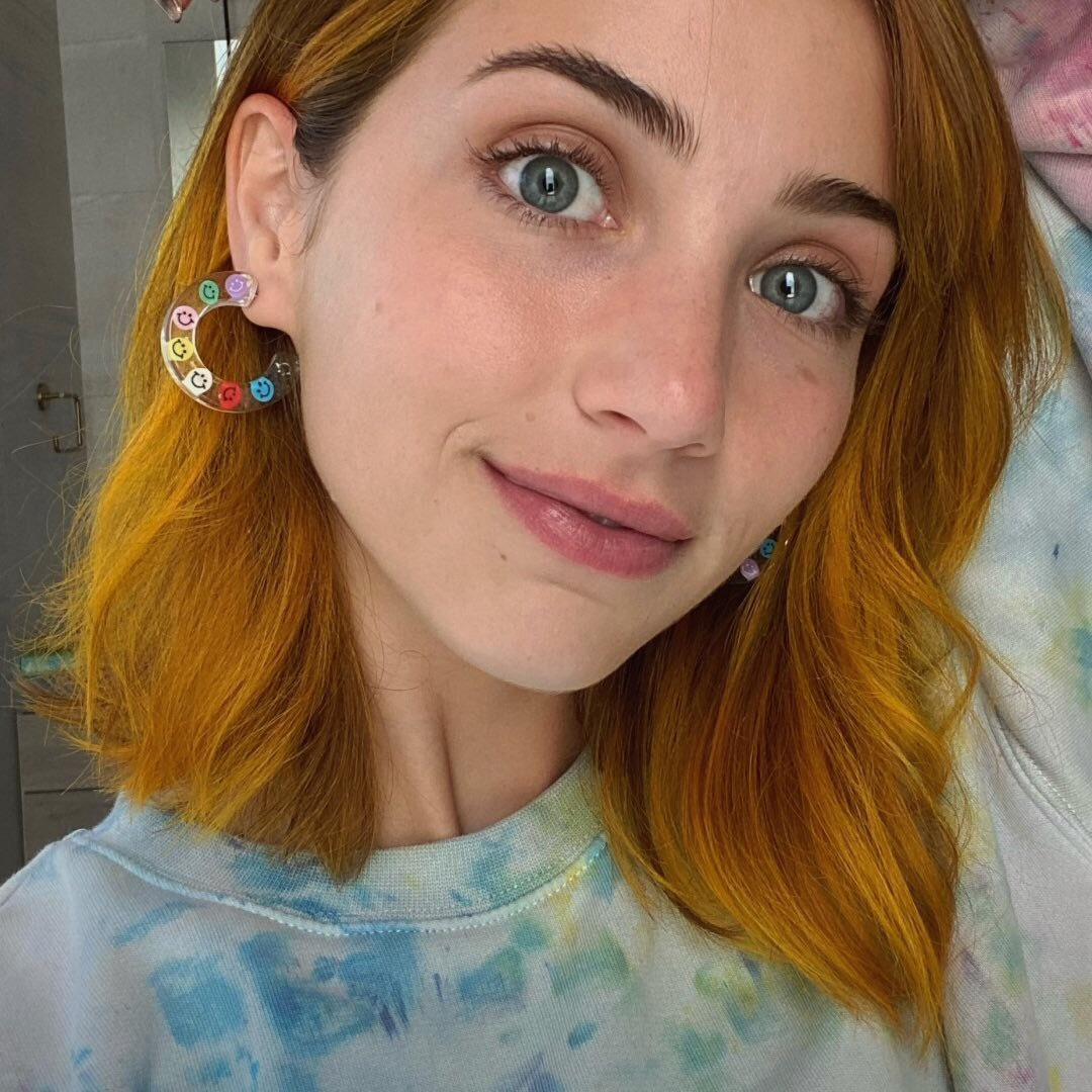 Emily Rudd Profile Emily Rudd’s new profile picture | Scrolller
