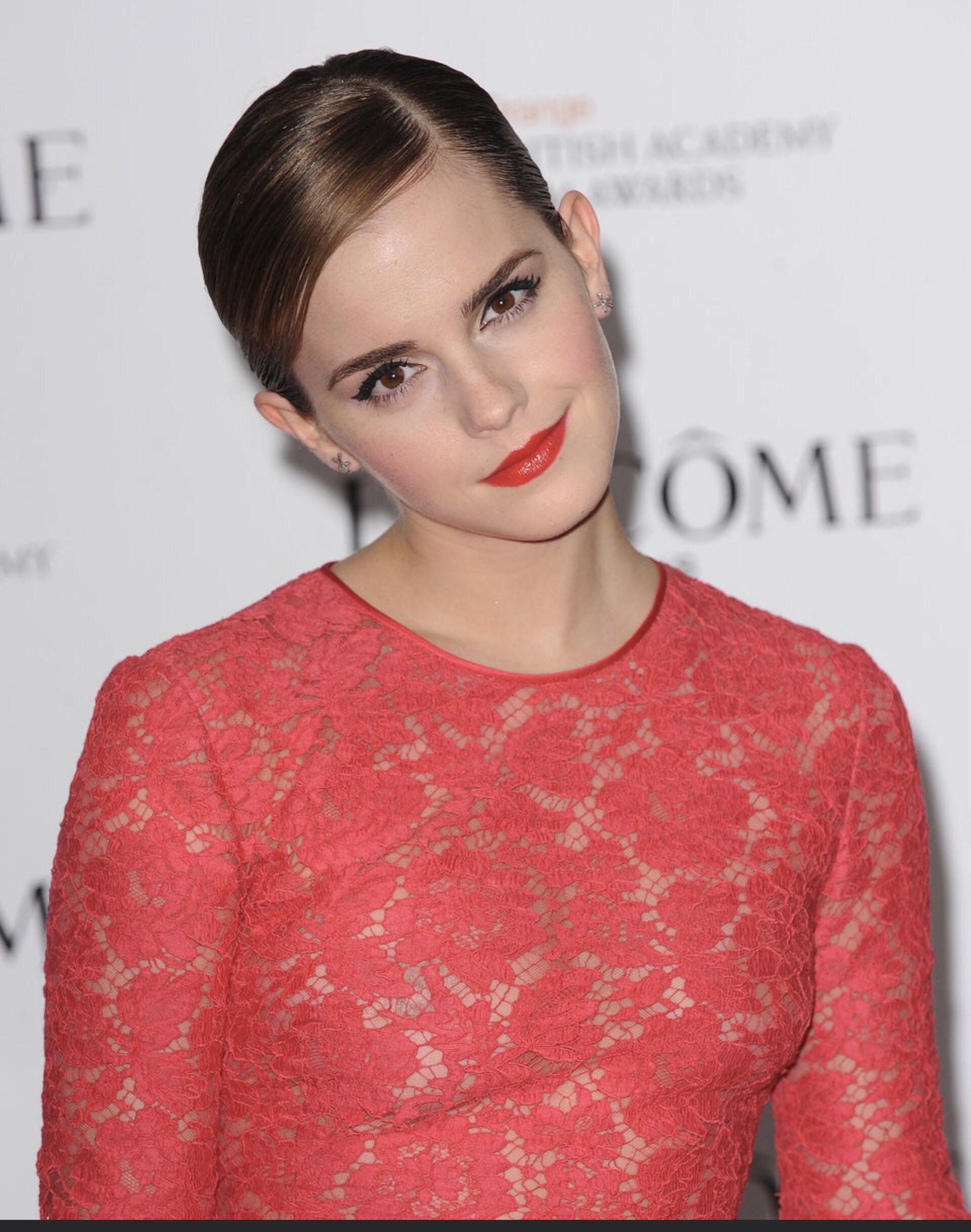 Emma Watson is so hot wearing a red lipstick and a lace dress, tell me ...