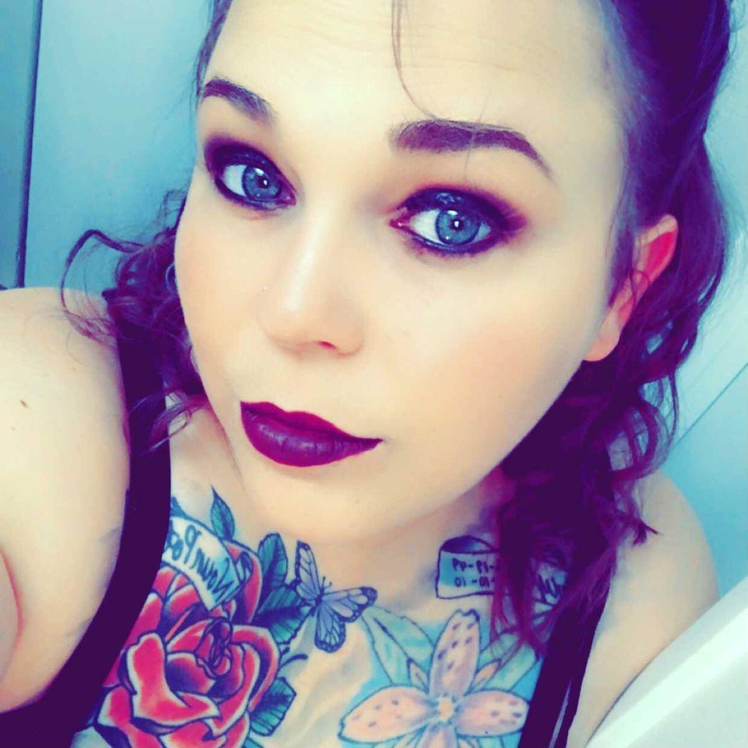 (f33)I be feeling myself Scrolller