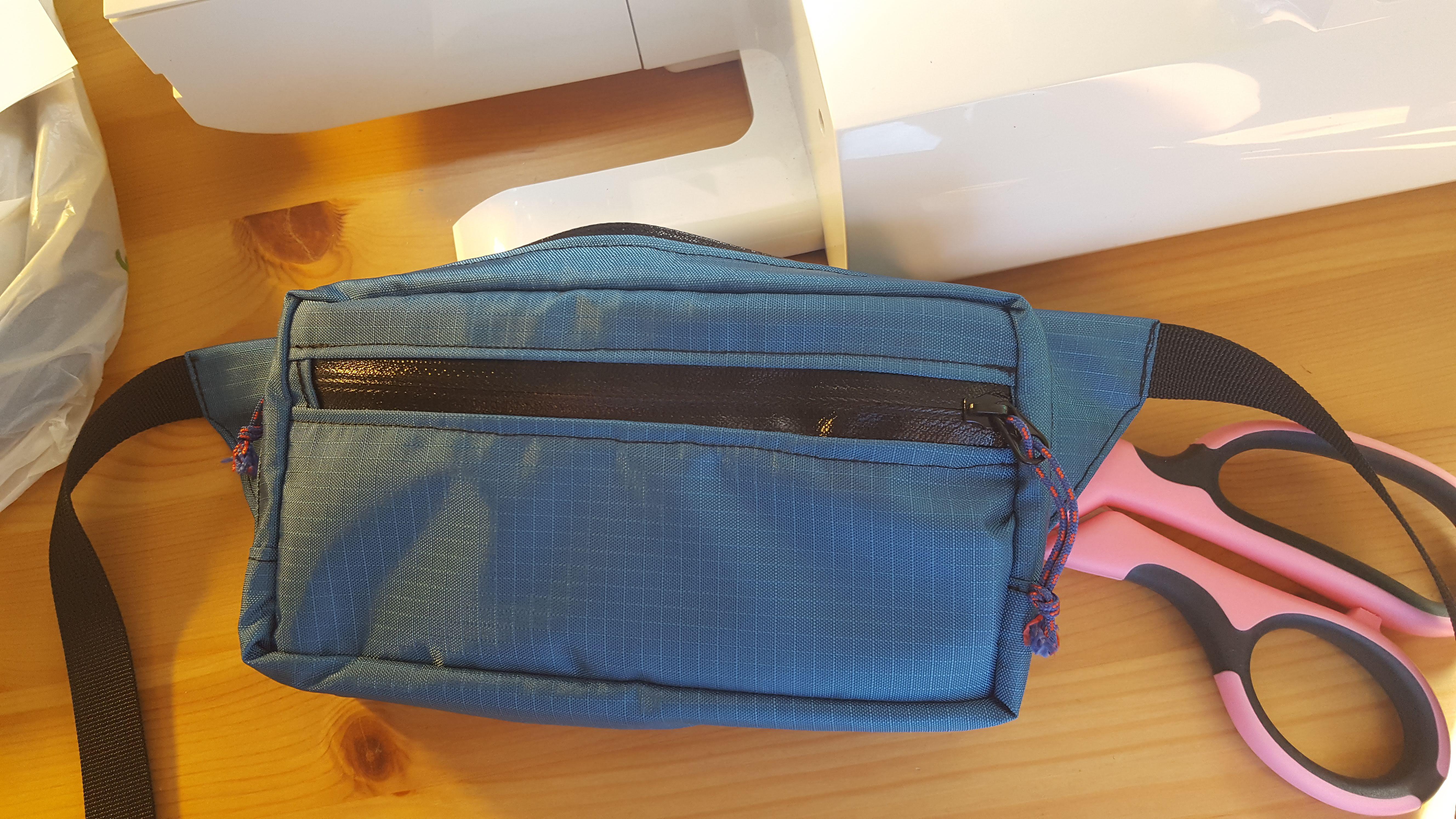 fennel fanny pack from ripstop robic 210D nylon! and waterproof zippers