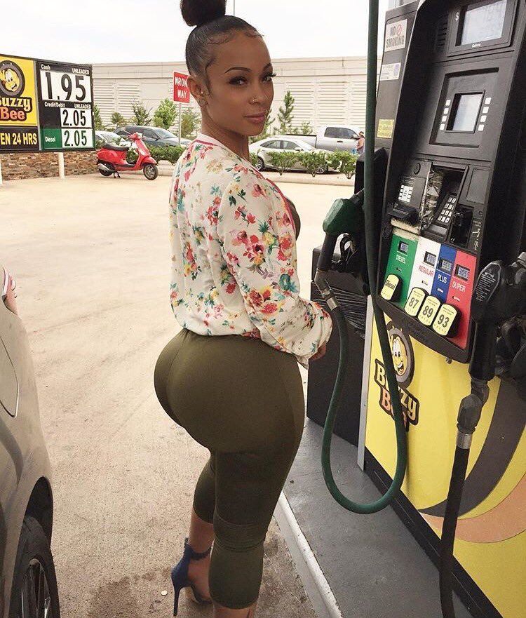 Fill Her Up Scrolller