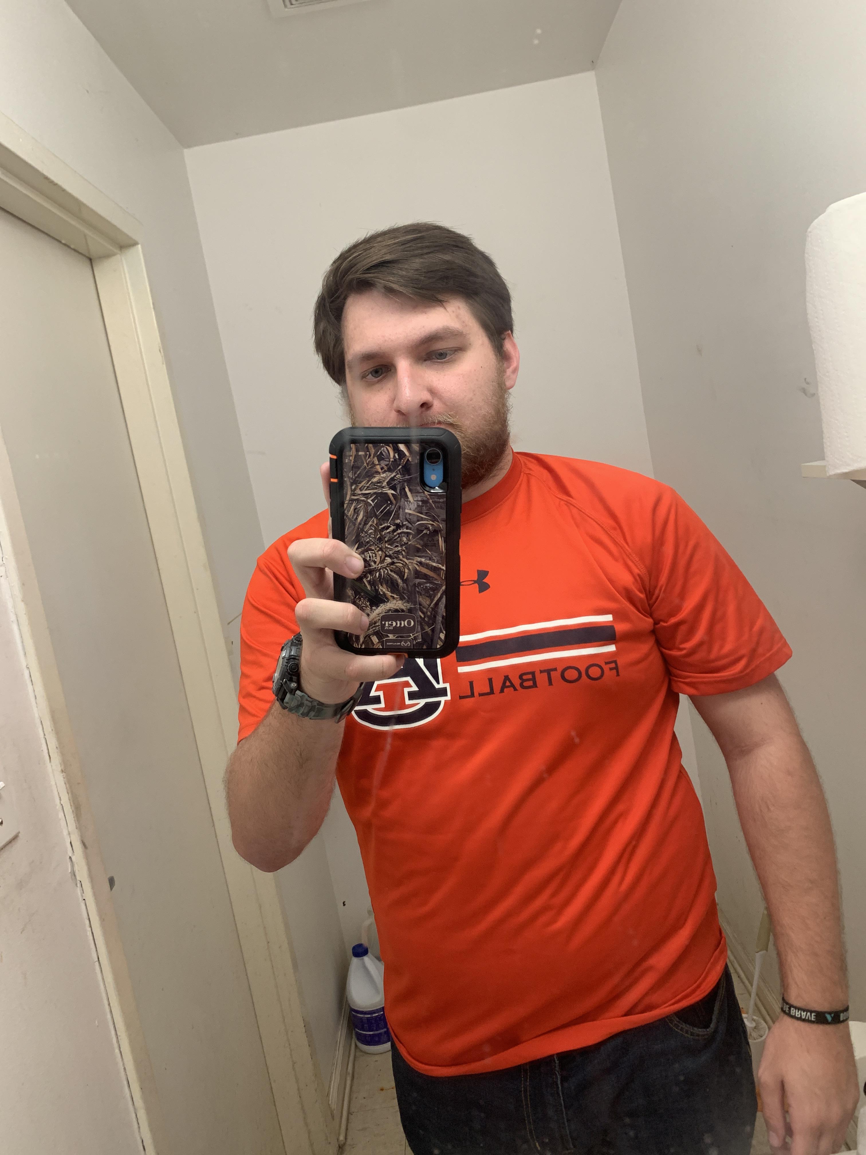 First time taking a mirror selfie. Hope it looks good | Scrolller