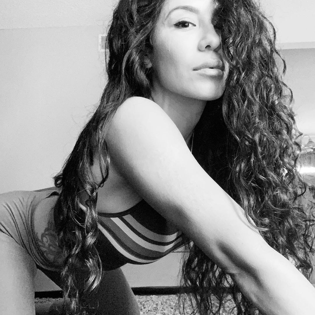 Discover more like JenaveveJolie From her IG Jenavevejolie_is_back