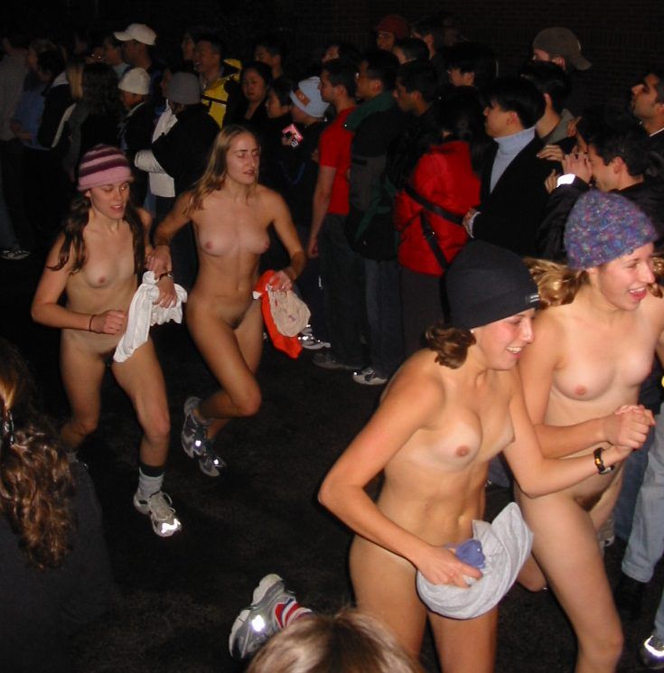 Naked College Streakers Scrolller