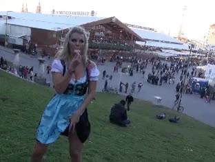 [GIF] At Oktoberfest | Scrolller