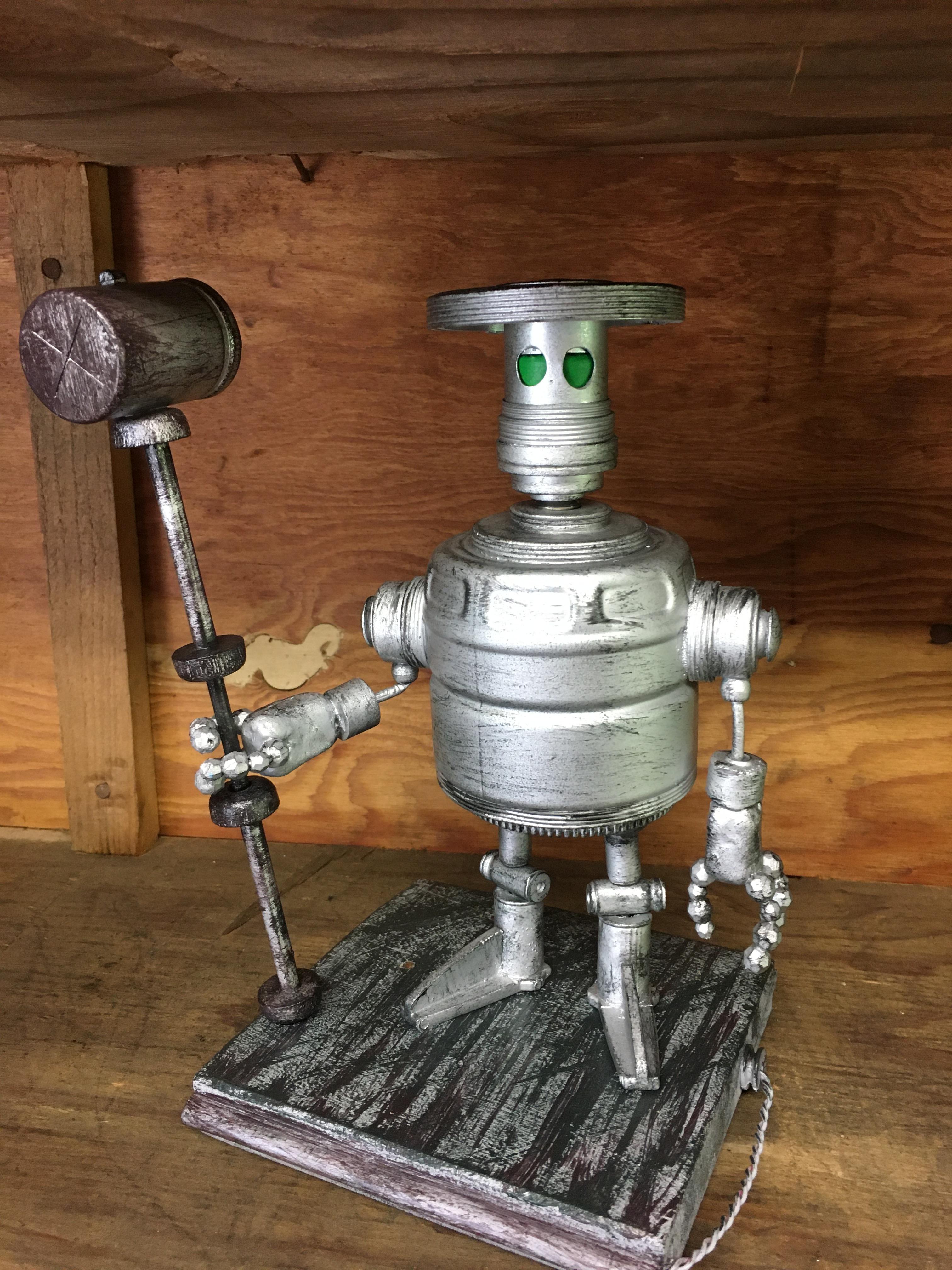 Hammerkeg,me, computer parts and paint,2020. Scrolller
