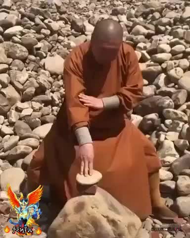 He's legally not allowed to finger anyone. | Scrolller