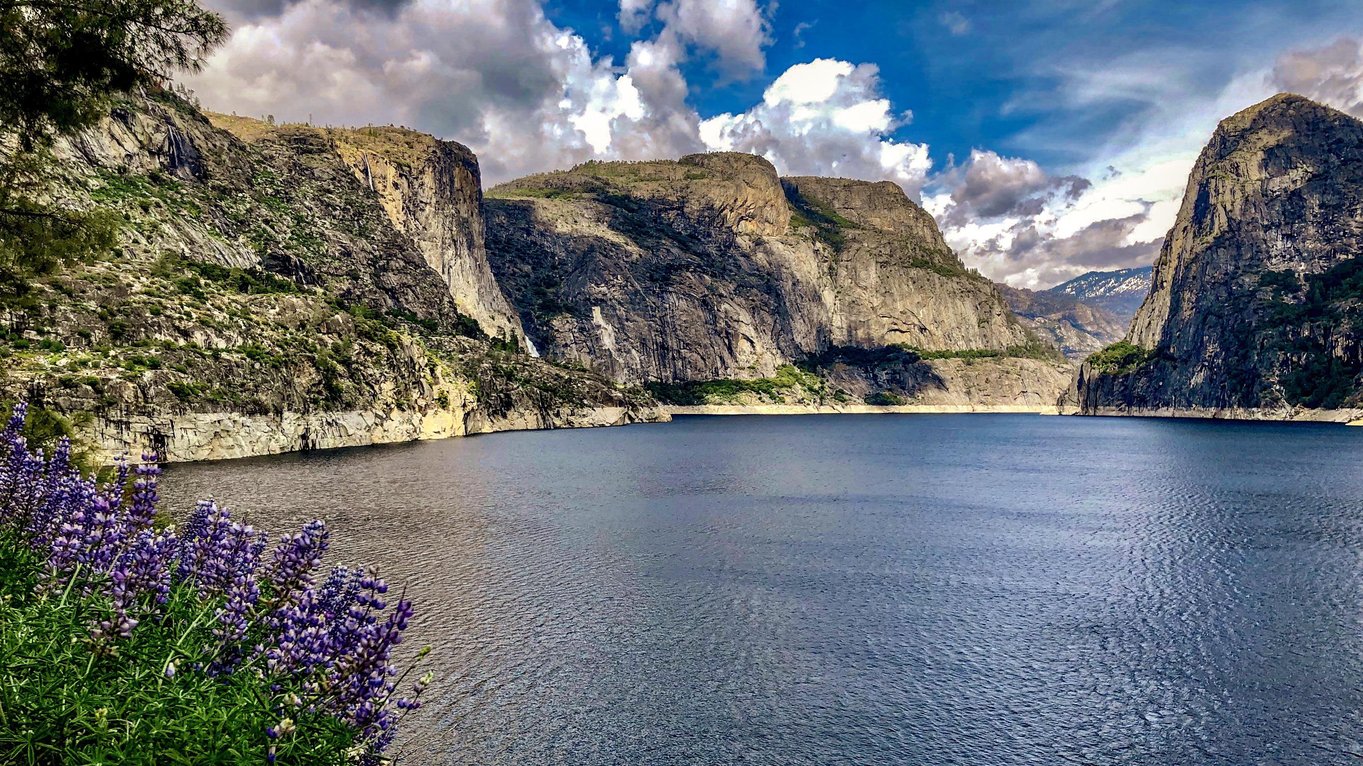 Hetch Hetchy *Yosemite National Park* | [2730 X 1536] [OC] | Scrolller