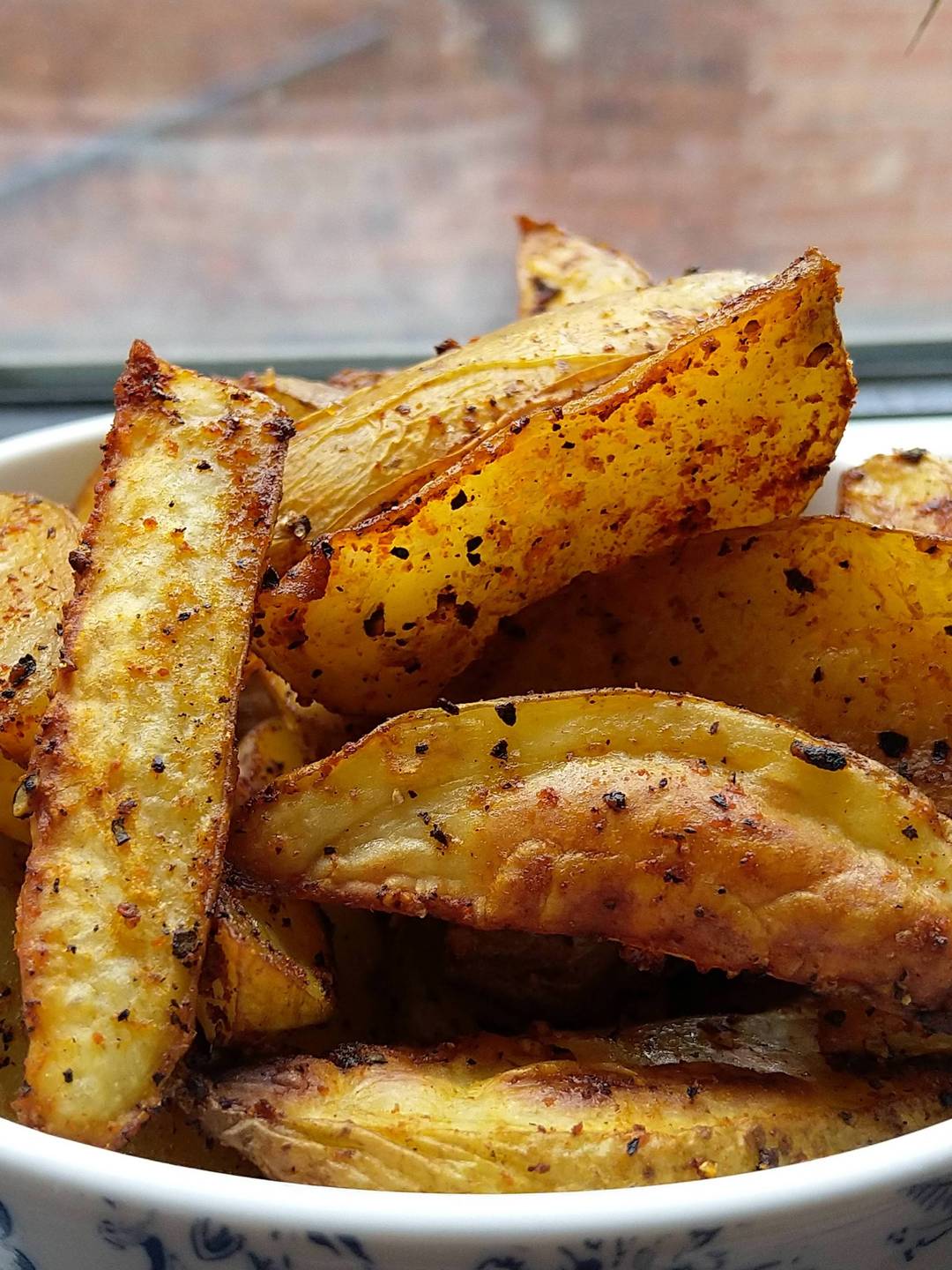 [Homemade] Salt, Pepper &amp; Paprika Potato Wedges | Scrolller