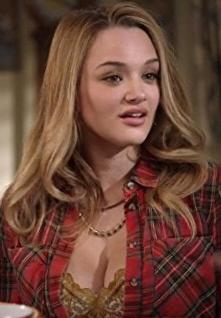 Hunter King | Scrolller