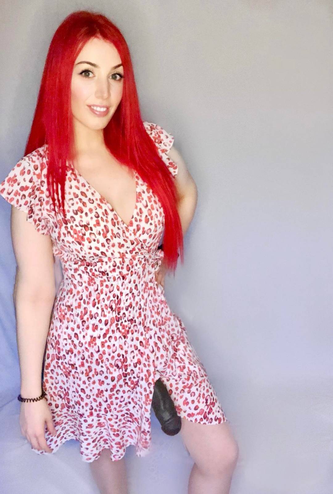 Does this dress make my cock look fat ?