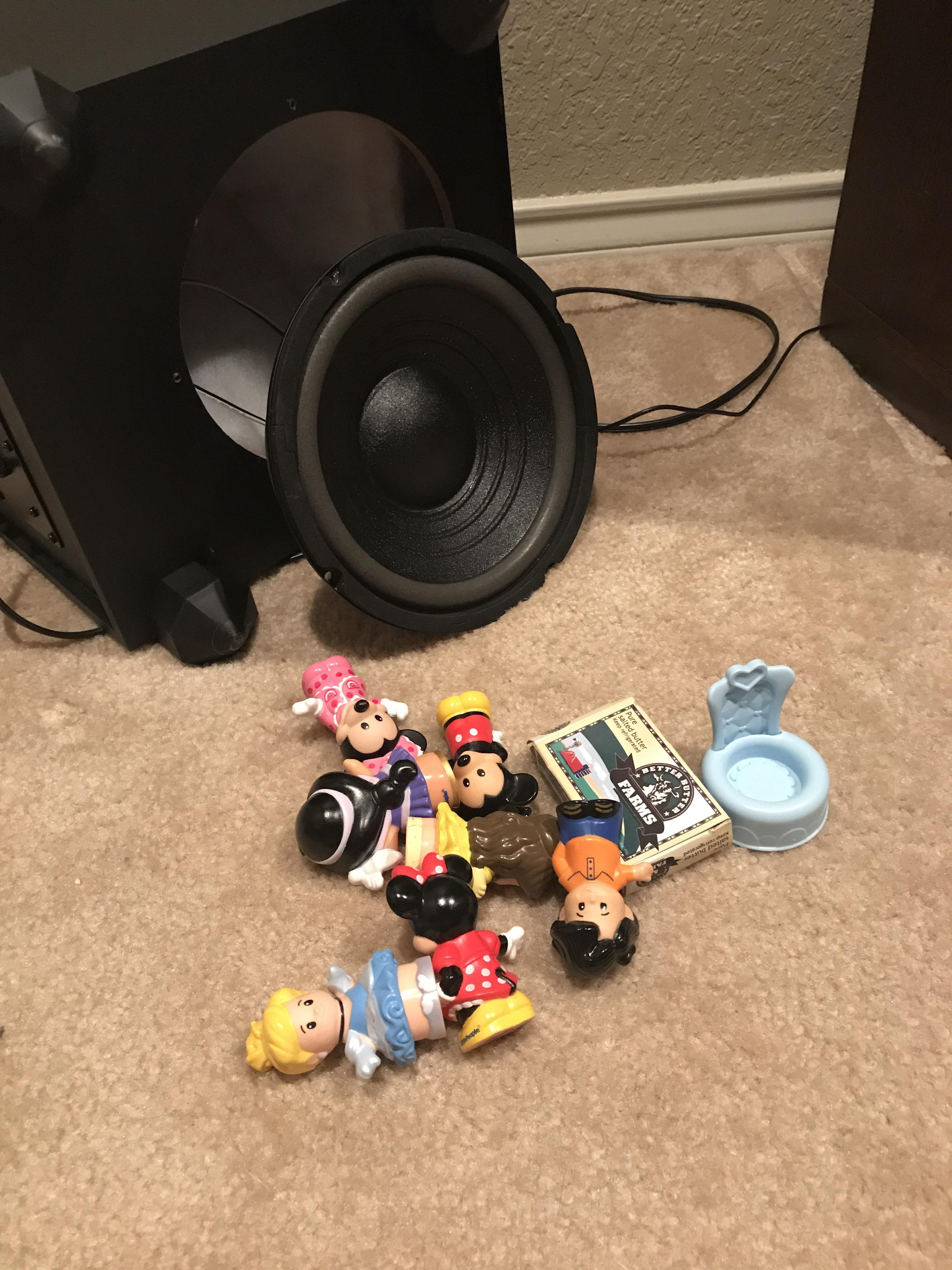 I was wondering why my subwoofer was buzzing until I pulled these out. Scrolller