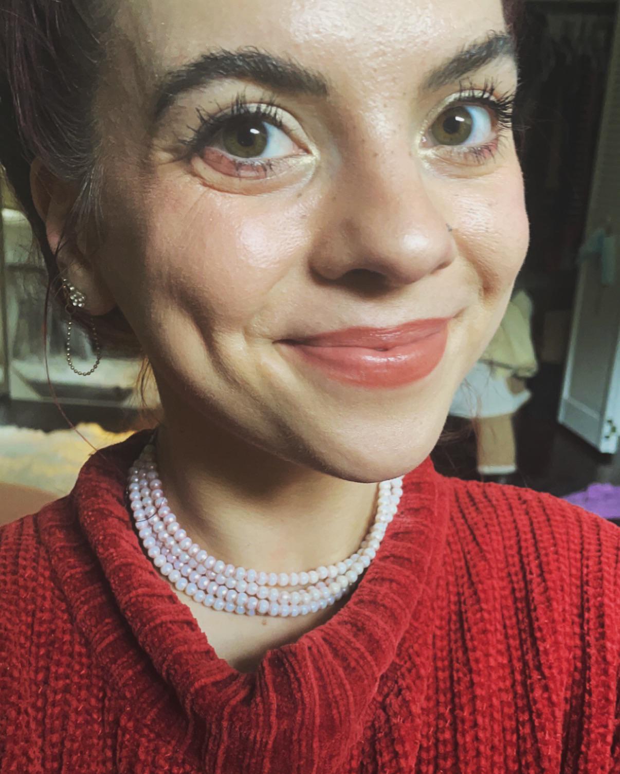 Is my smile cute or awkward lol? | Scrolller