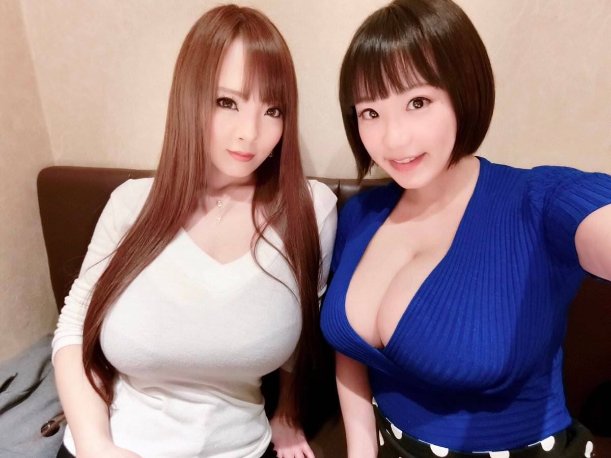 Kaho & Hitomi 