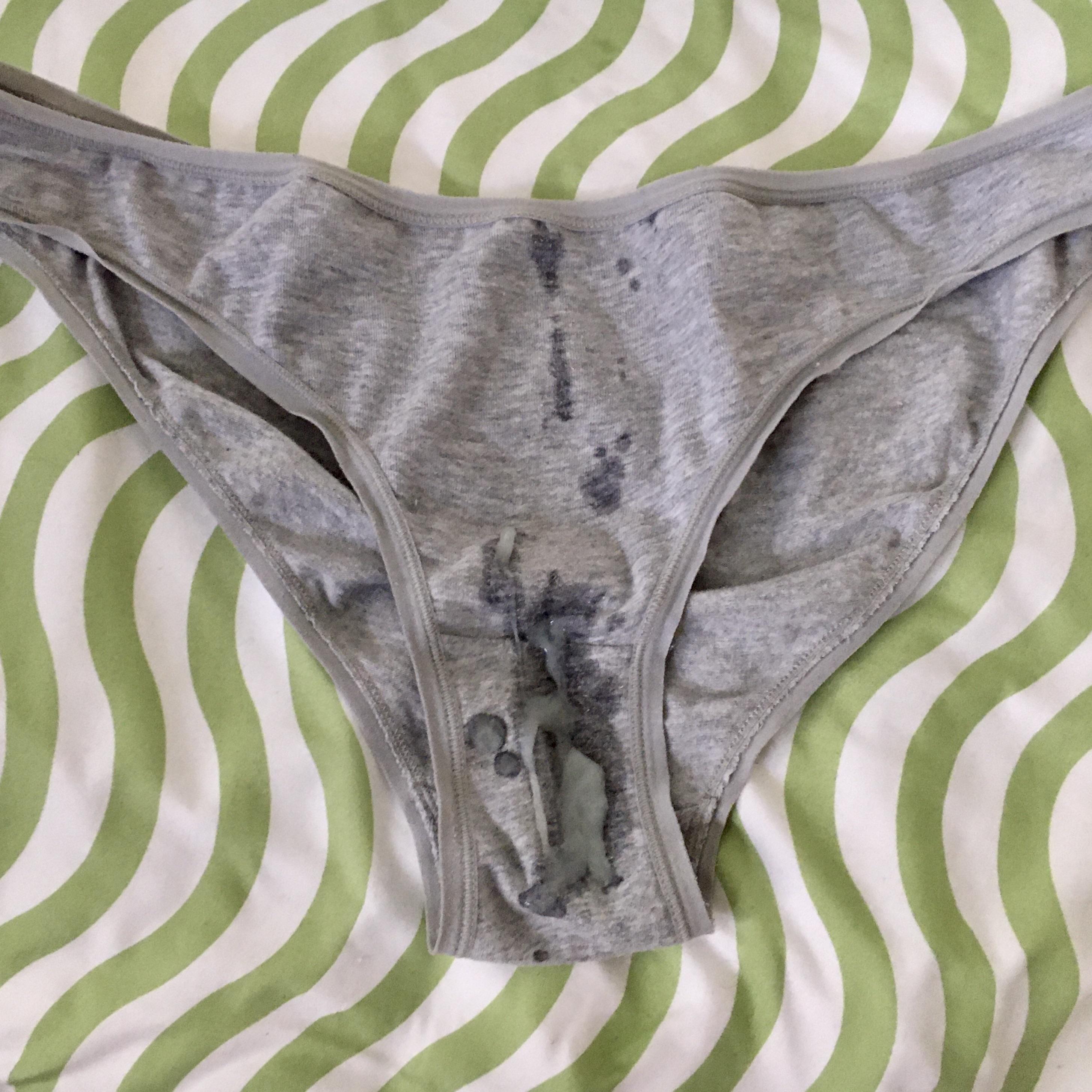 Load On Gray 20 Yo Sisters Panties Scrolller