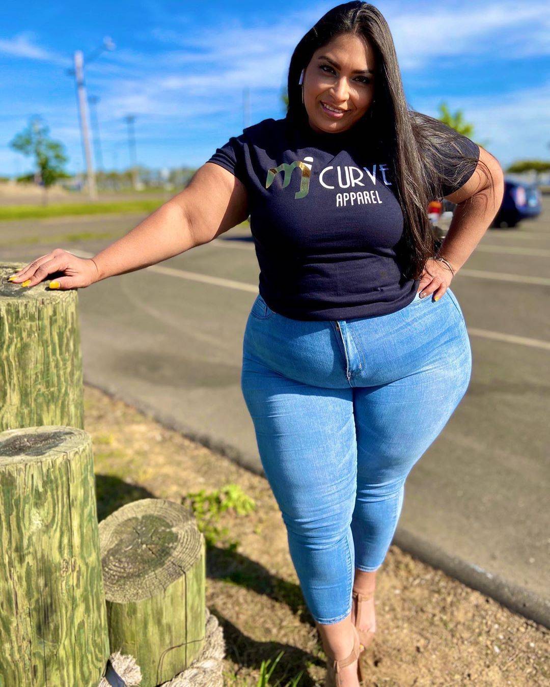 Love A Bbw In Jeans Scrolller 8761