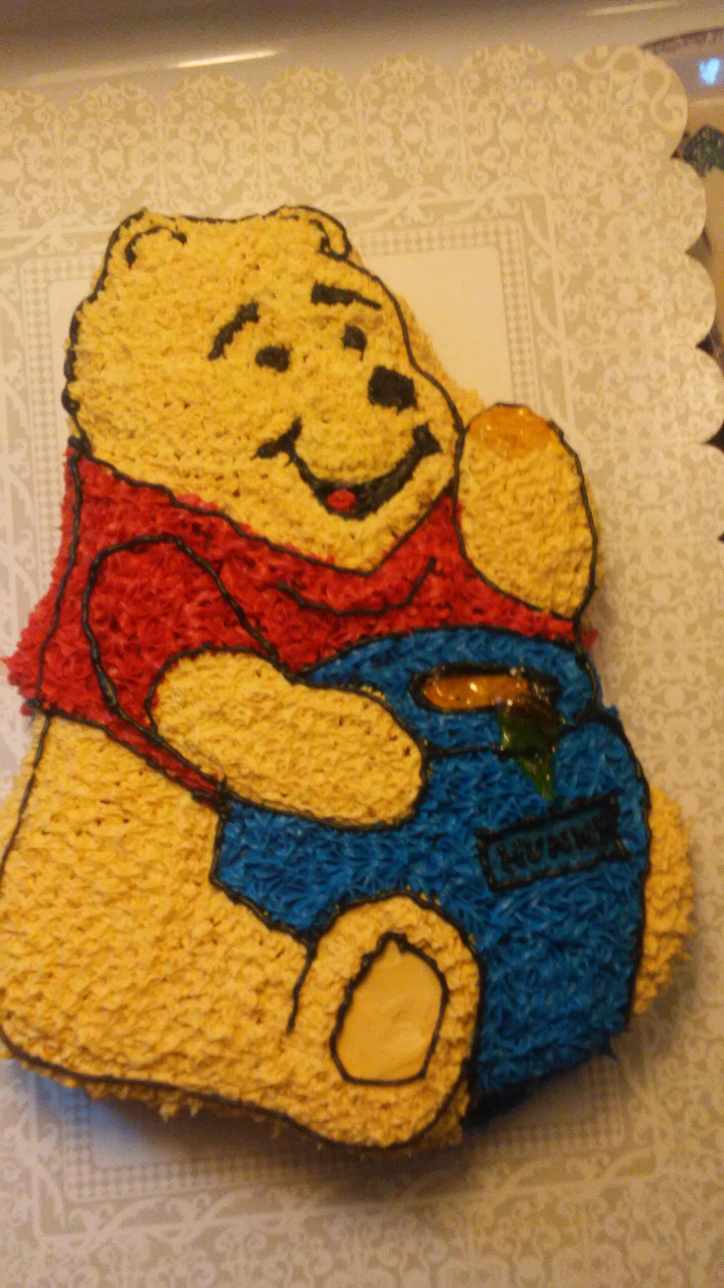 made-an-winnie-the-pooh-cake-for-my-4-year-olds-birthday-what-do-you