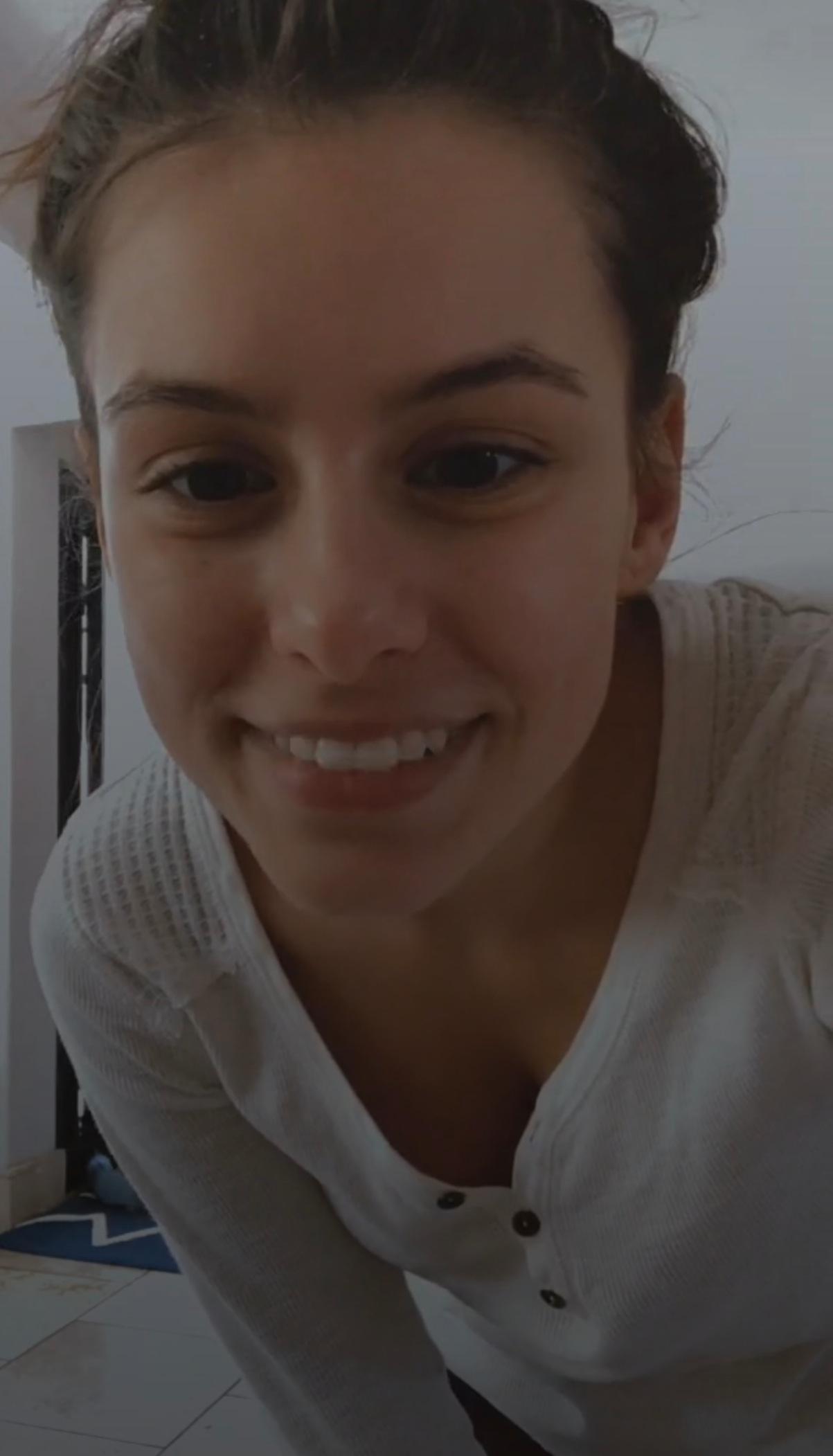 Madisyn Shipman Scrolller