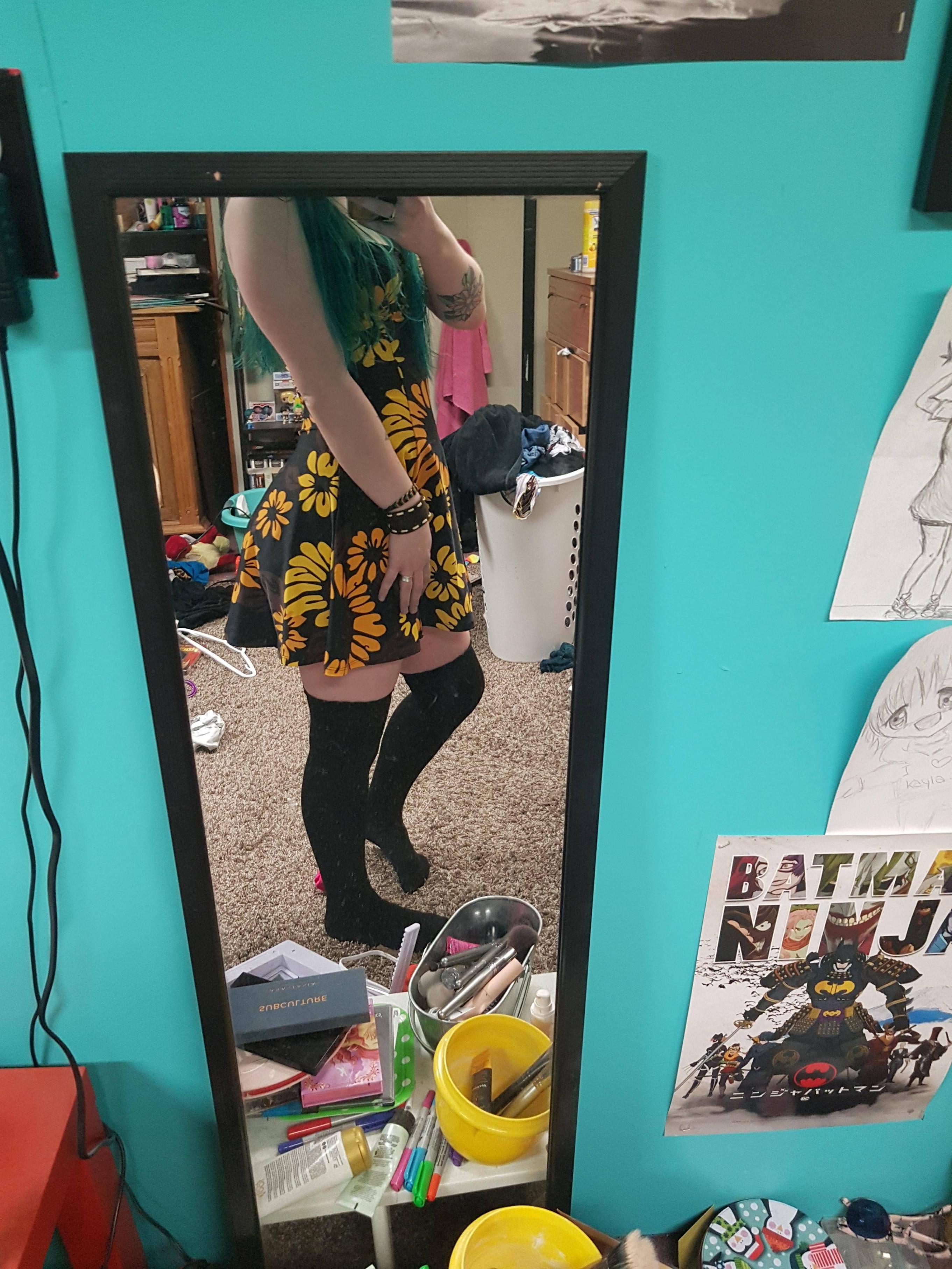 messy-room-im-sorry-d-been-going-thru-a-time-and-a-half-but-cute