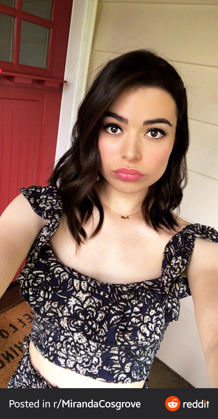 Miranda Cosgrove Perfect Blow Job Lips Scrolller 