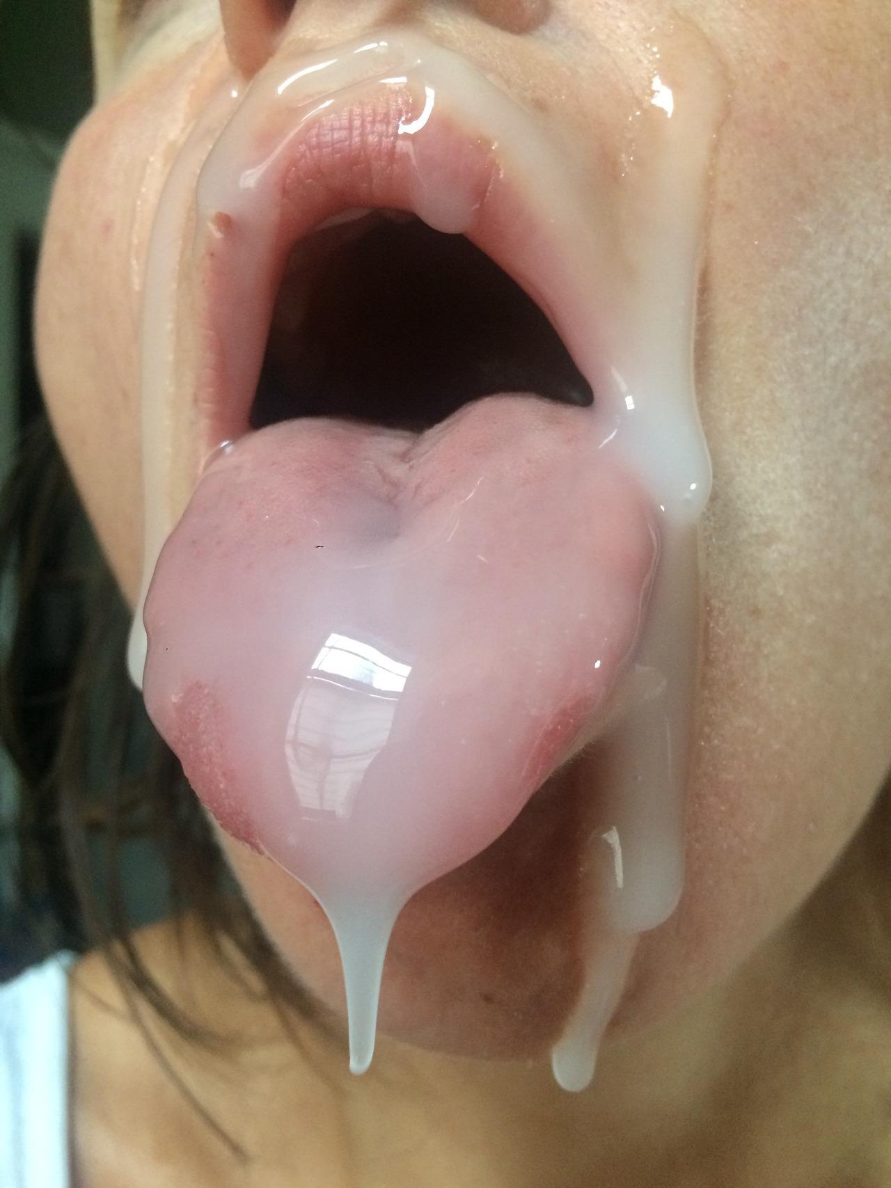 Cum on my tongue
