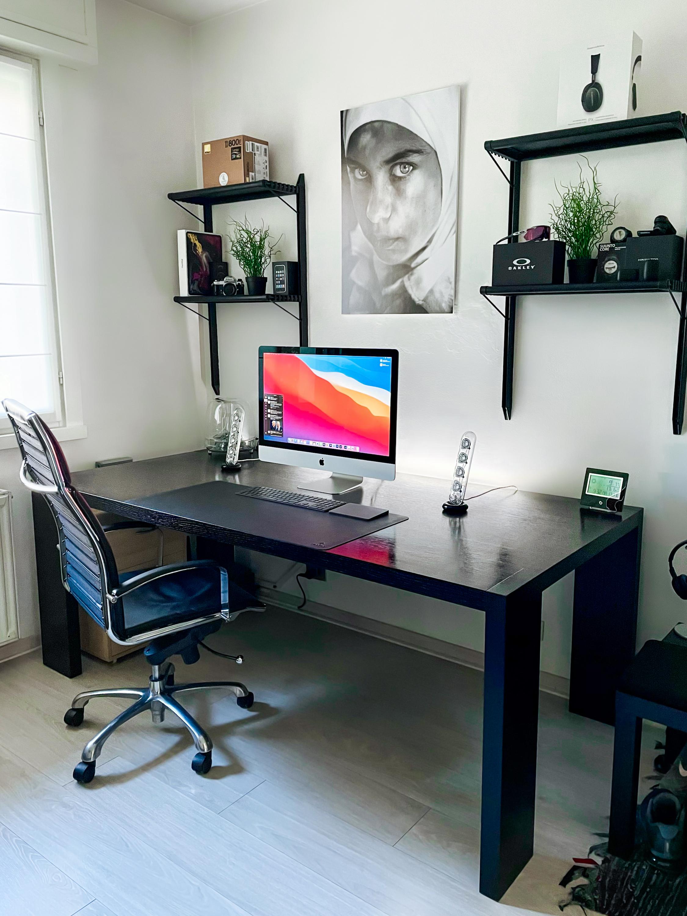 My photographer/reporter setup | Scrolller