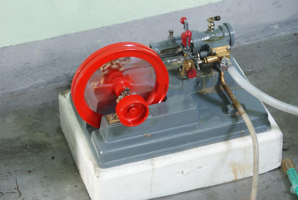 My 'school' steam engine. Built as a teaching prop in communist Poland ...