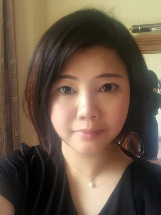 my wife's face, would u cum on it?