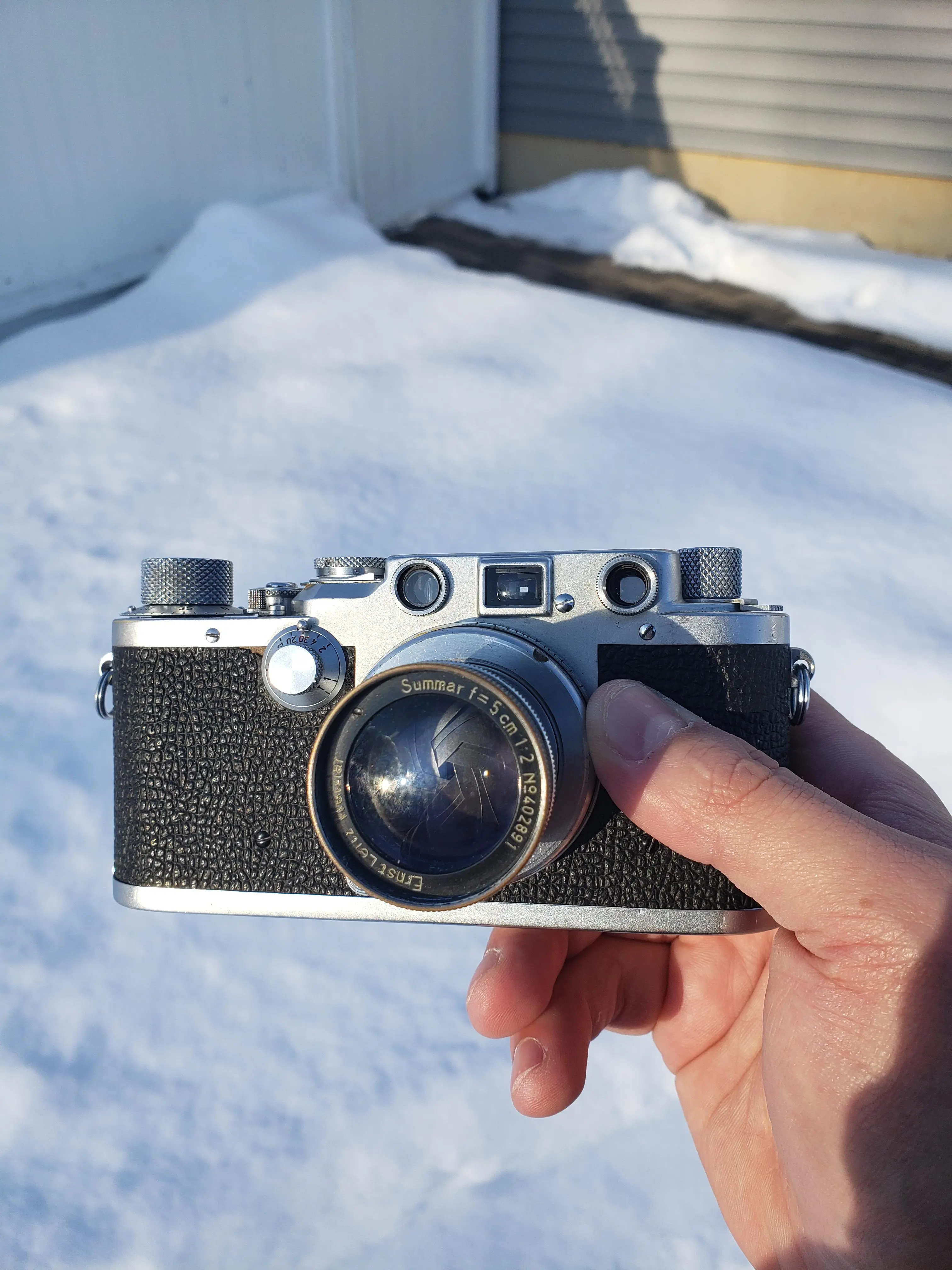 New camera day is the best day! 1946 Leica IIIc with 1937 50mm Leitz ...