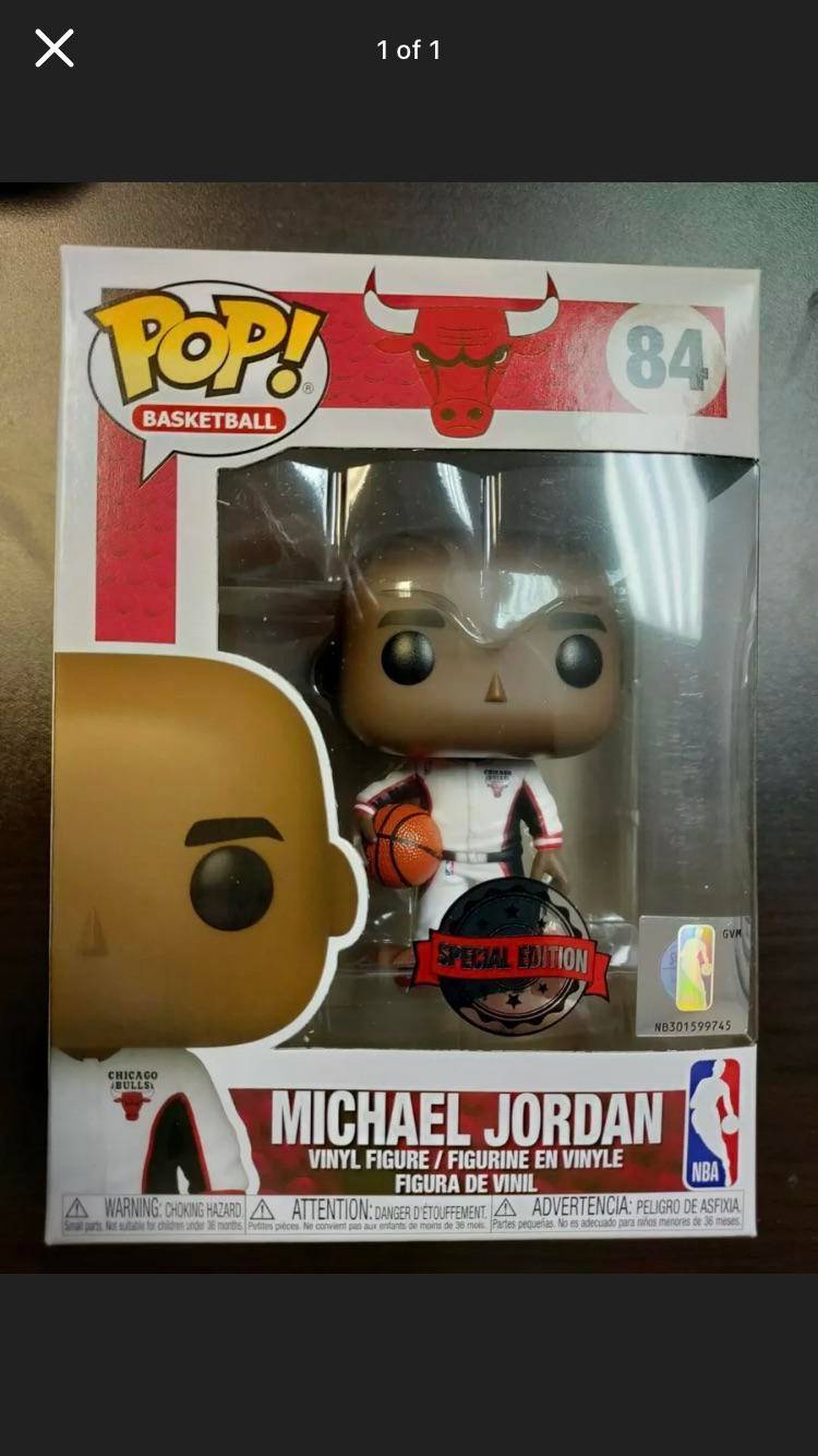 michael jordan white warm up funko