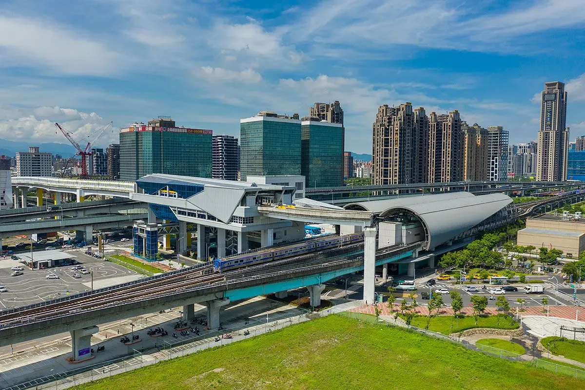 Mrt Taoyuan Airport Line New Taipei Industrial Park Station