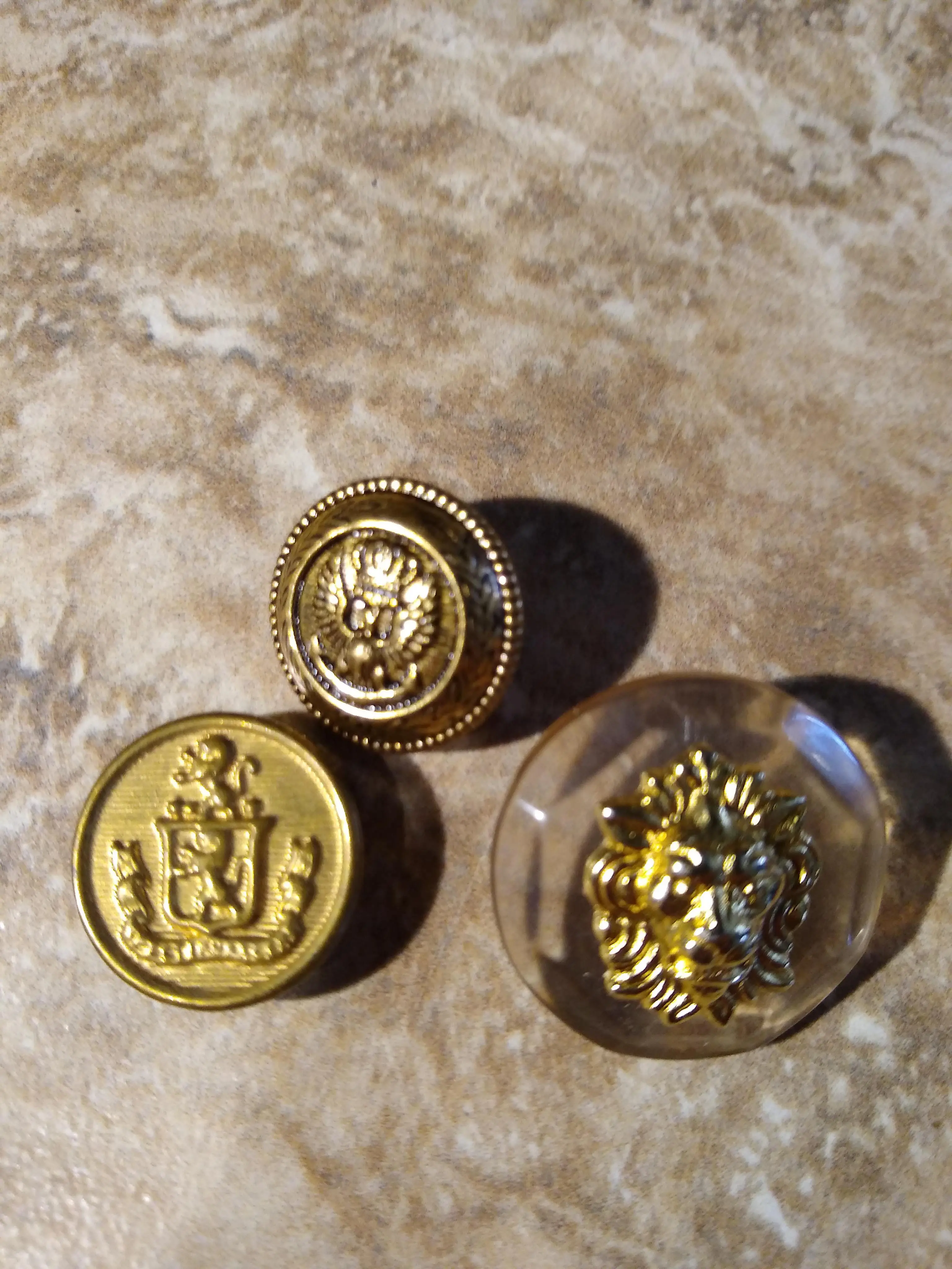 Button | Pictures | Scrolller