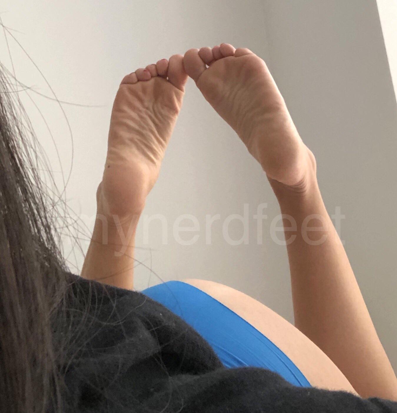 New video today 🥰 feetlovers only 🦶 | Scrolller