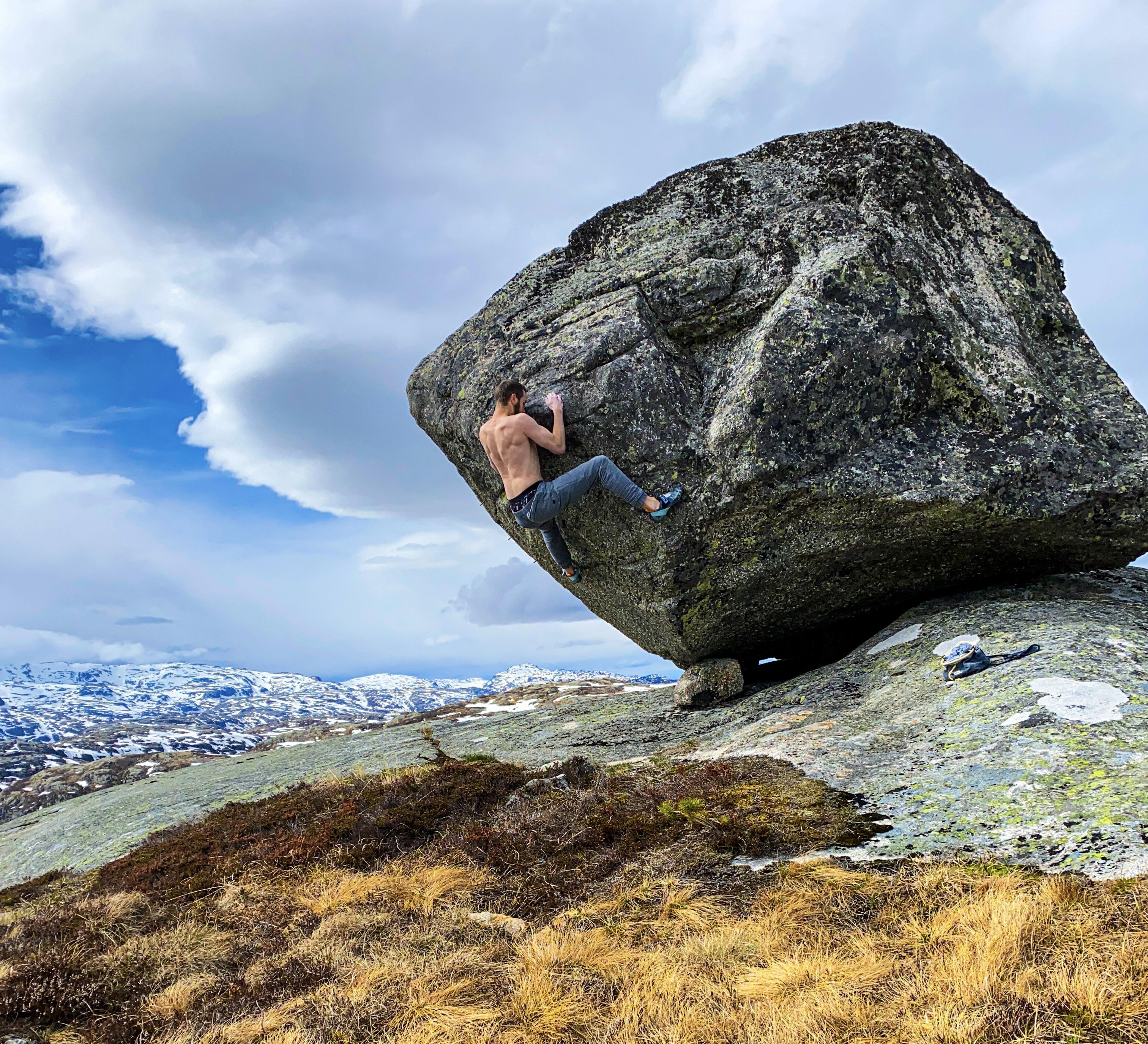 Scrolller Rocks One of my favourite rocks👌🏻 | Scrolller