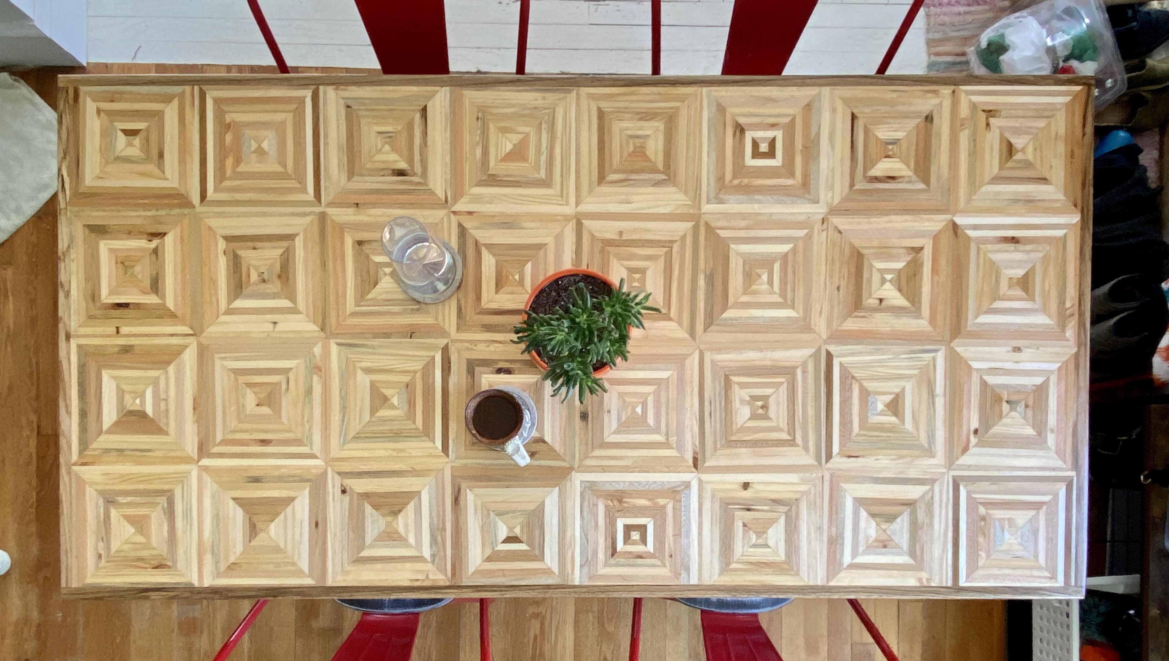 Picture of Reclaimed Pallet Table Top. My first post on here, enjoy! | Scrolller