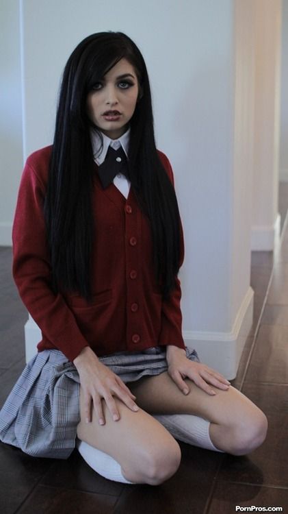 School Girl Scrolller