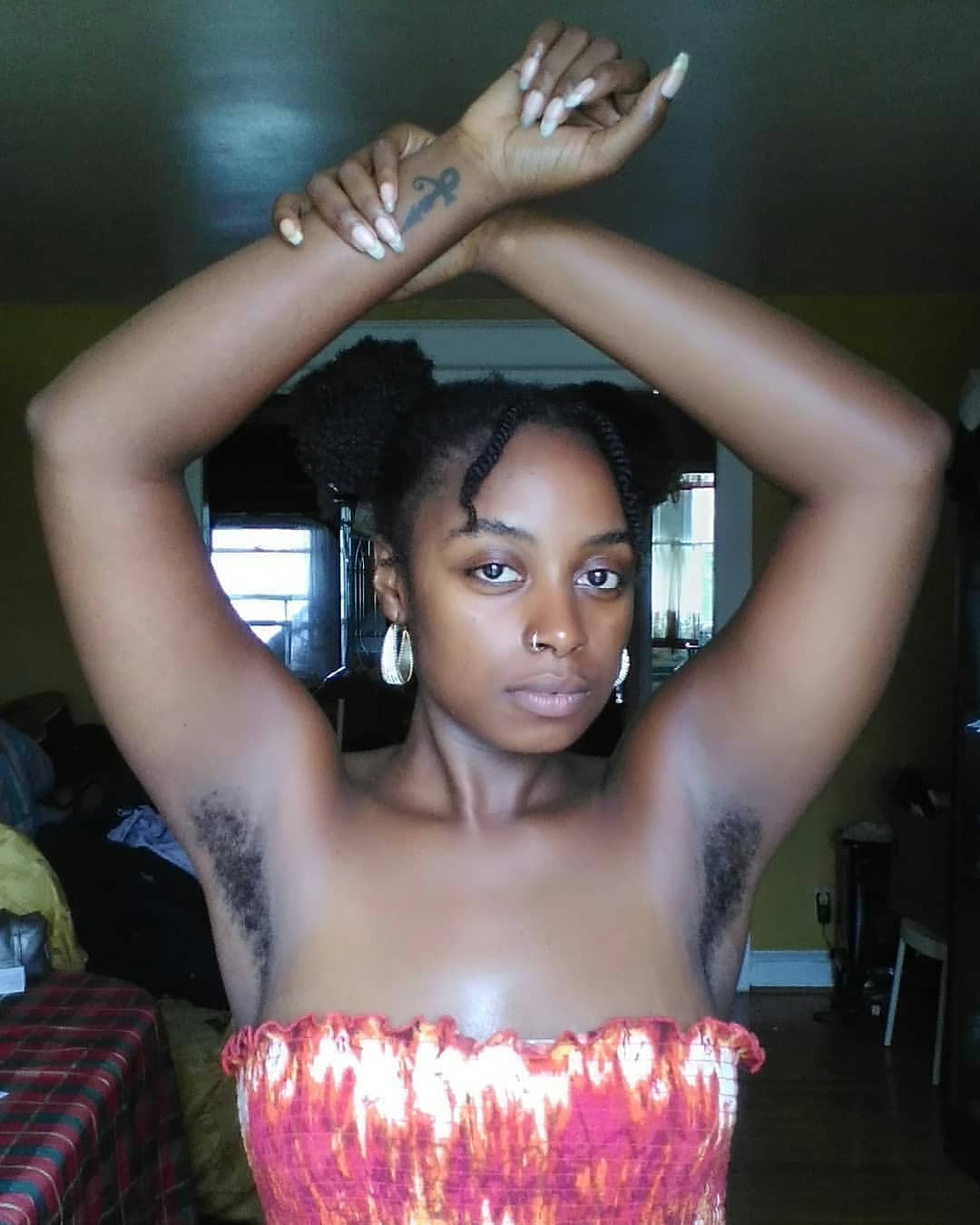 Hairy Ebony Mom