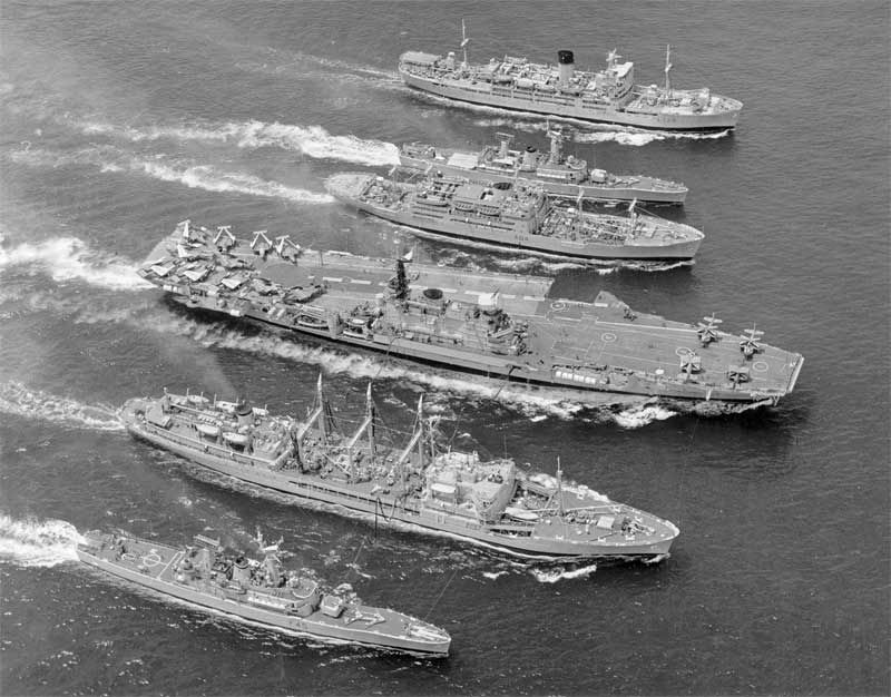 Six Royal Navy ships RAS simultaneously [800 x 626] | Scrolller