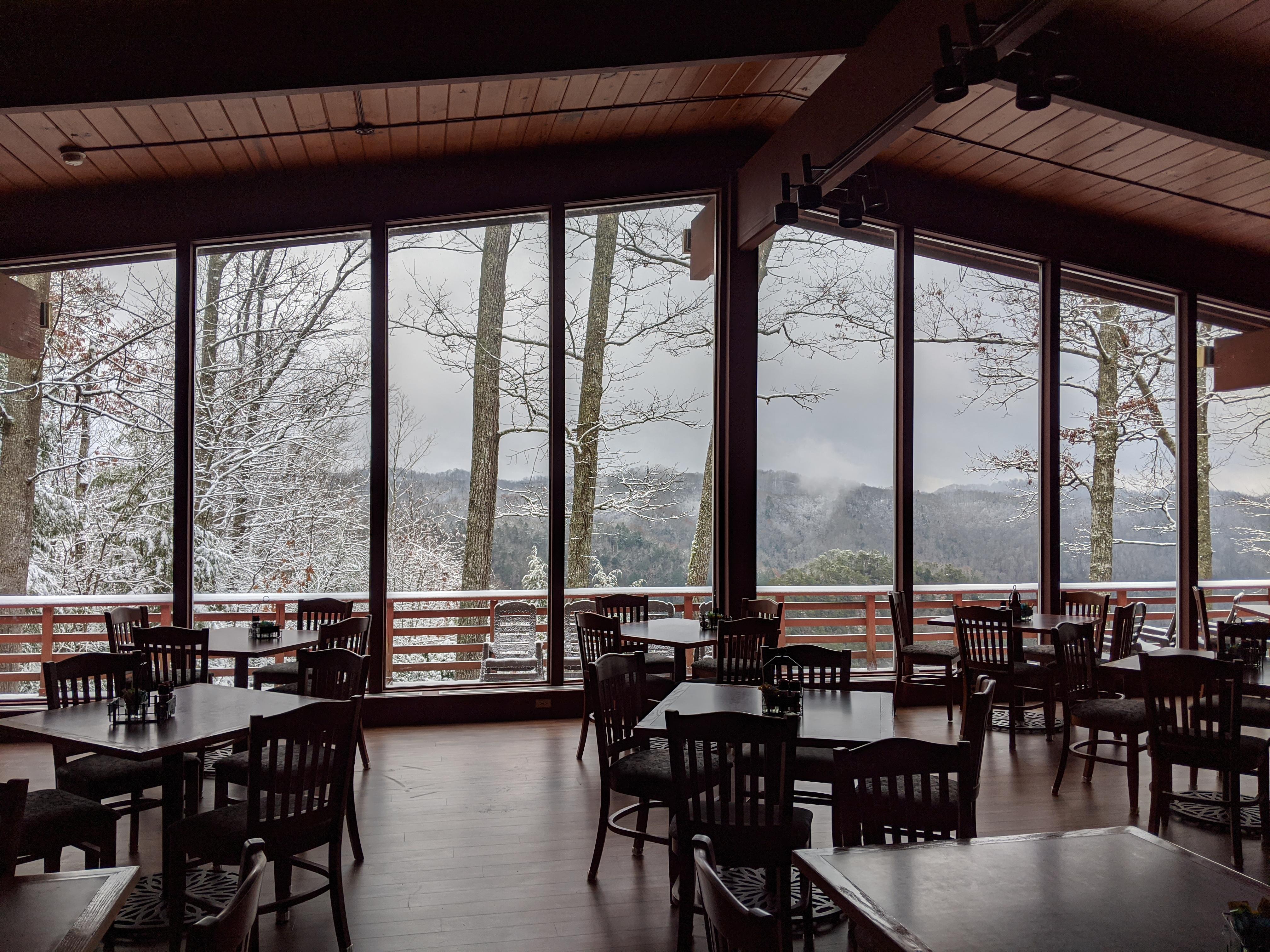 Snow At Breaks Interstate Park рџњёпёџ Scrolller