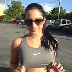 Abella Anderson [gif] via /BurstingOut | Scrolller