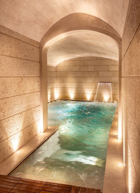 Scrolller Pool Swimming pool | Scrolller