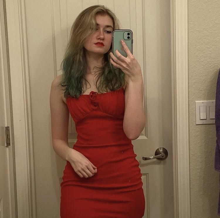 Sydney (Howdyhowdyyall) Scrolller