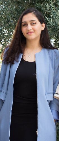 Tania 🇮🇶 | Scrolller