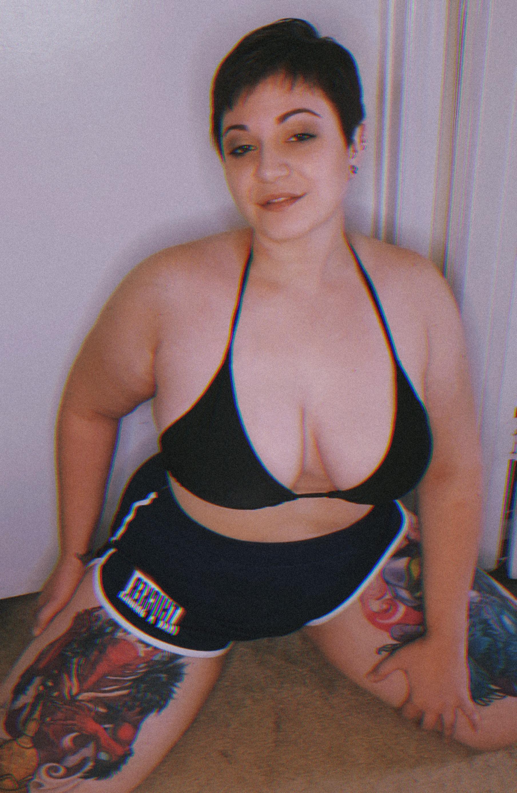 thicker-than-a-snickers-scrolller
