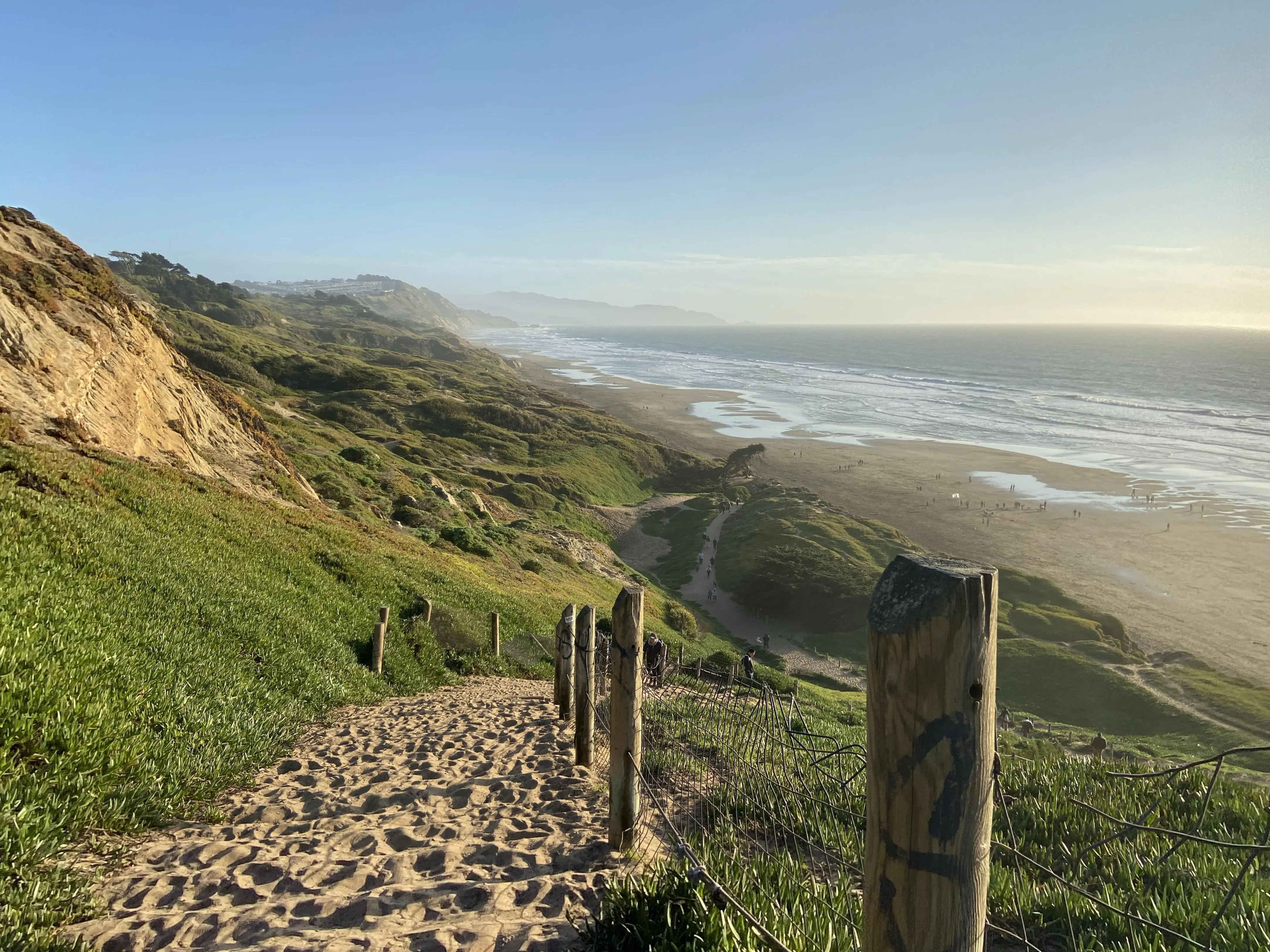 Trail Toward Fort Funston Beach during golden hour [OC] | Scrolller