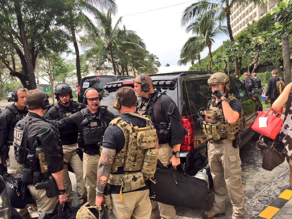 U.S. Secret Service Counter Assault Team (CAT) operators in Manila ...