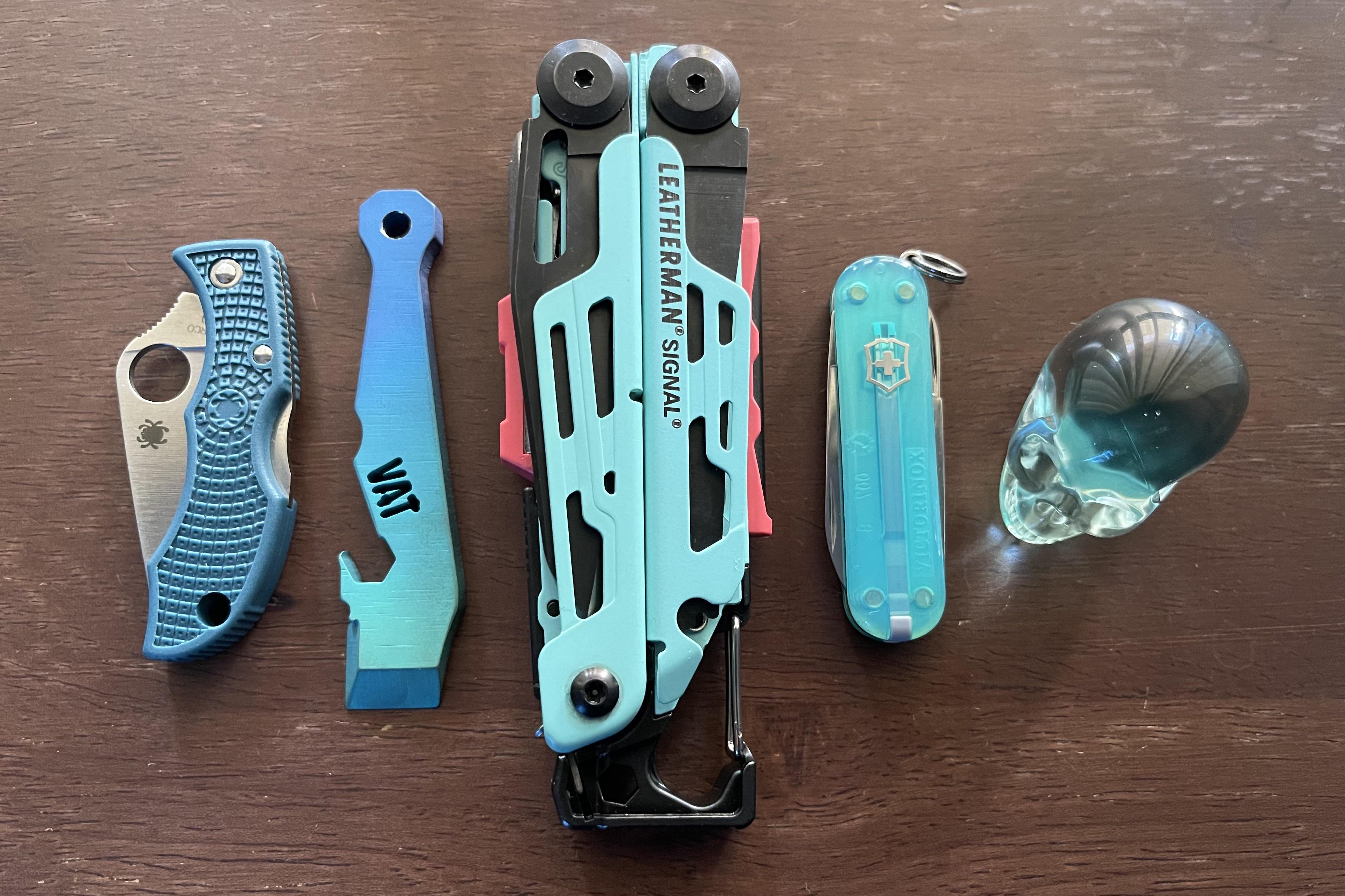 Vice Anvil Tactical Gave The Wedge Pry Bar A Nice Update Scrolller vice-anvil-tactical-gave-the-wedge-pry-bar-a-nice-update-scrolller