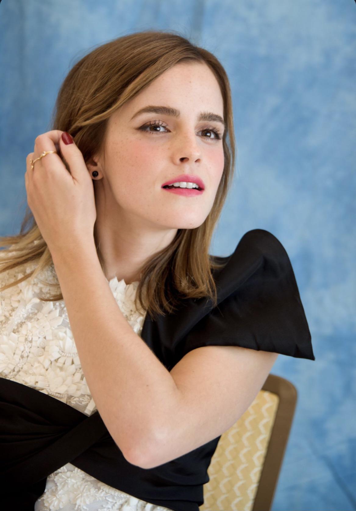 What a time to be alive emma watson scrolller
