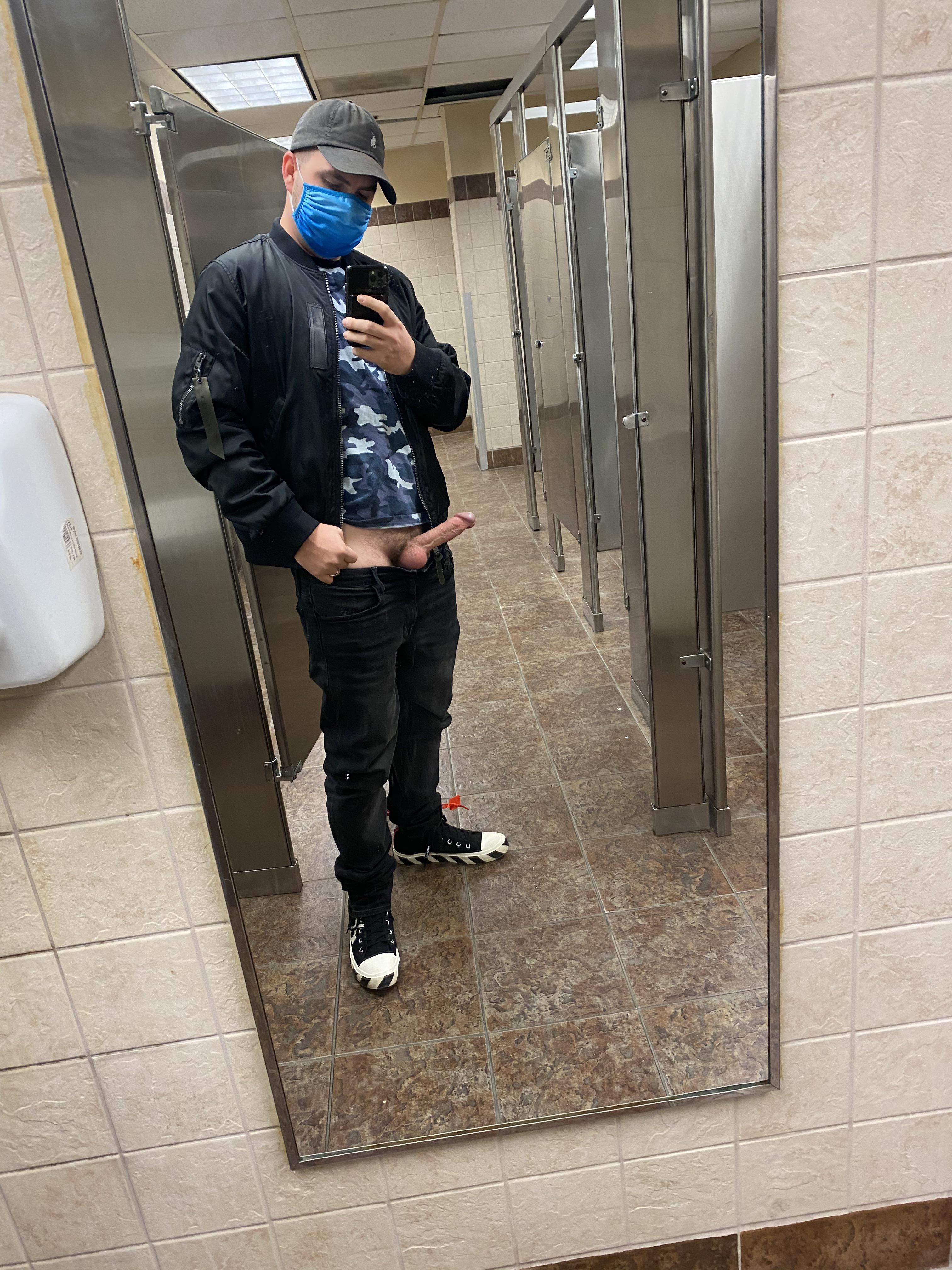 at-the-mall-i-wish-someone-would-walk-in-scrolller