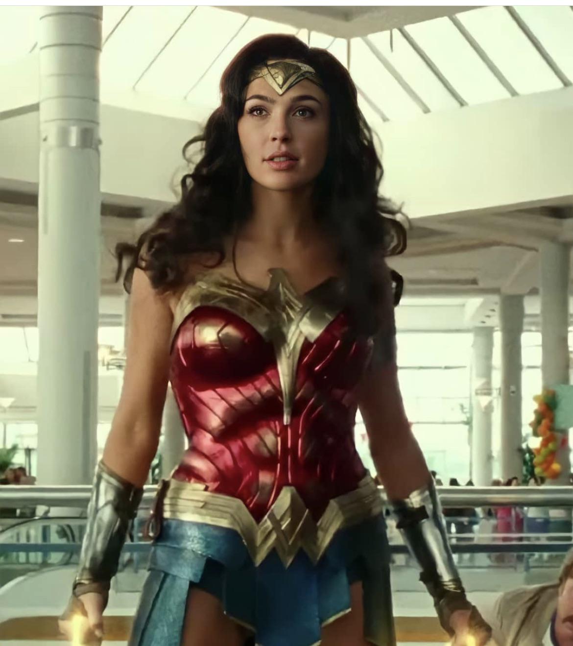 Wonder Woman Gal Gadot Would Be The Ultimate Fuck Scrolller